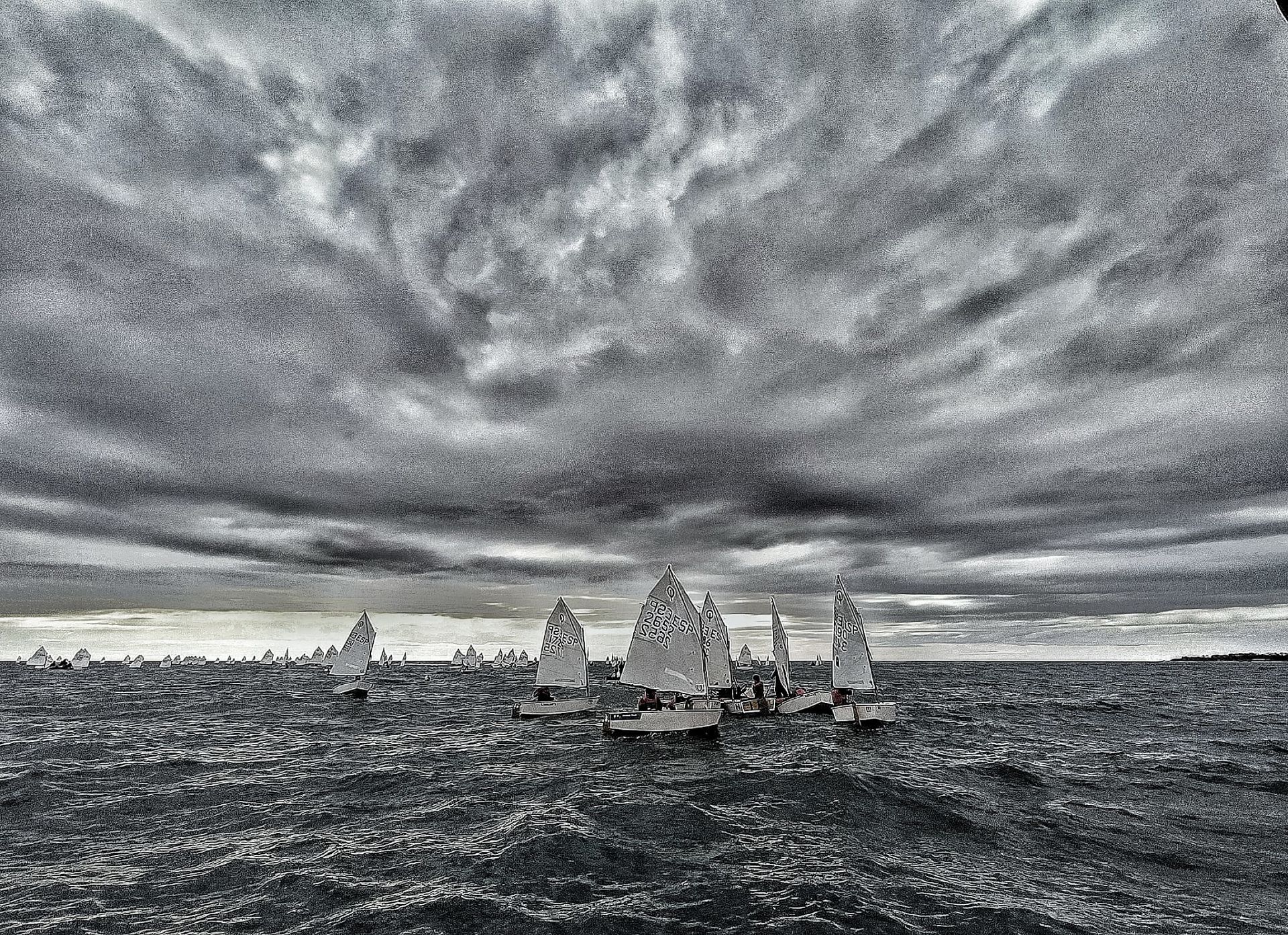 Arranca la regata Vila de Blanes de Optimist con 145 regatistas de todo el litoral catalán.