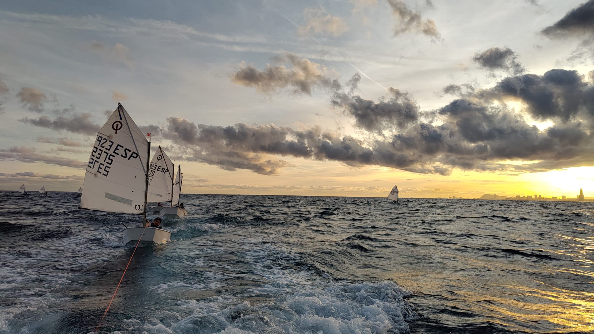 Cinco blandenses en el Trofeo Club Nàutic Masnou de la clase optimist