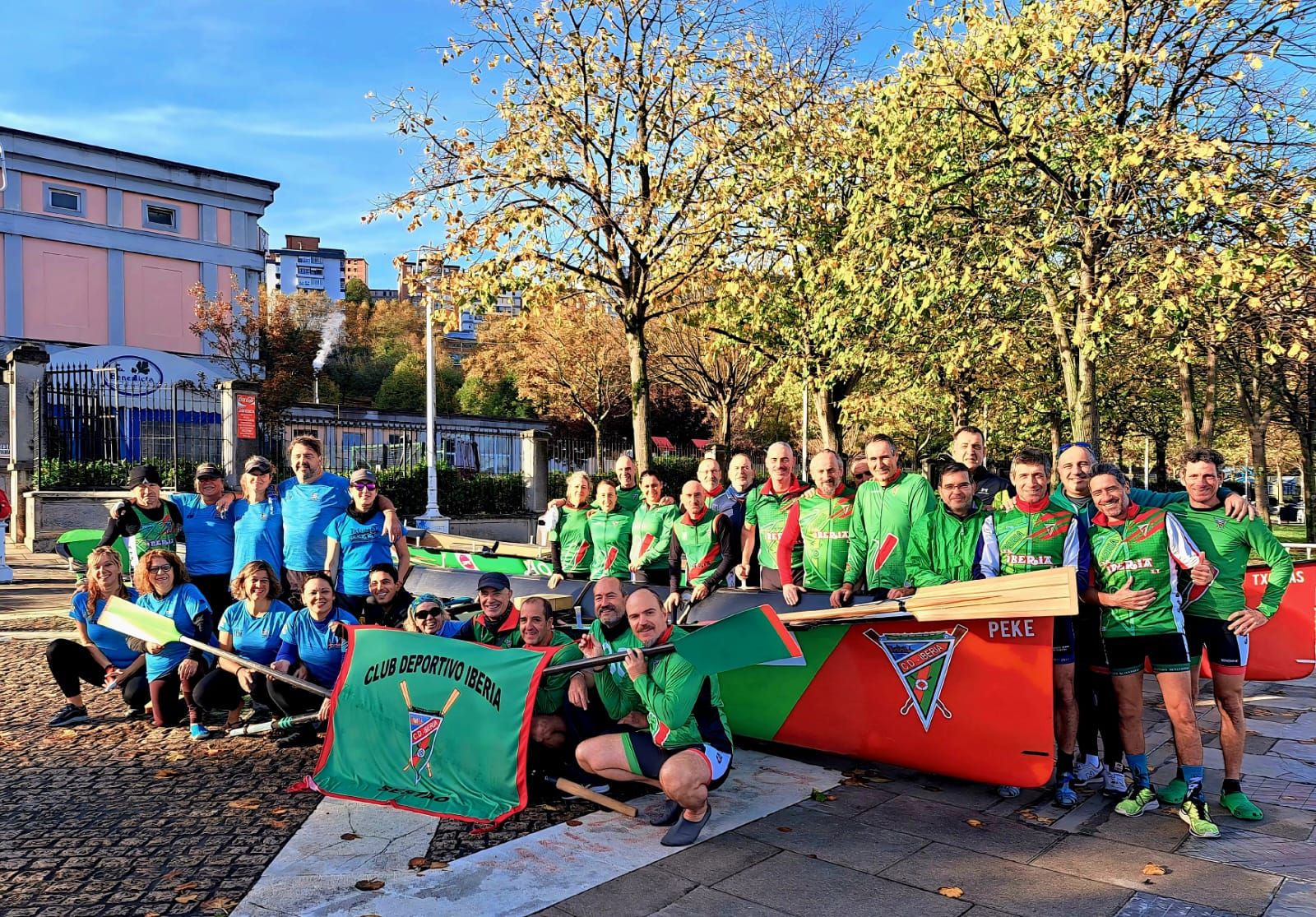 La secció de lúdica de rem del Club de Vela Blanes participa a Sestao d’un cap de setmana de formació.