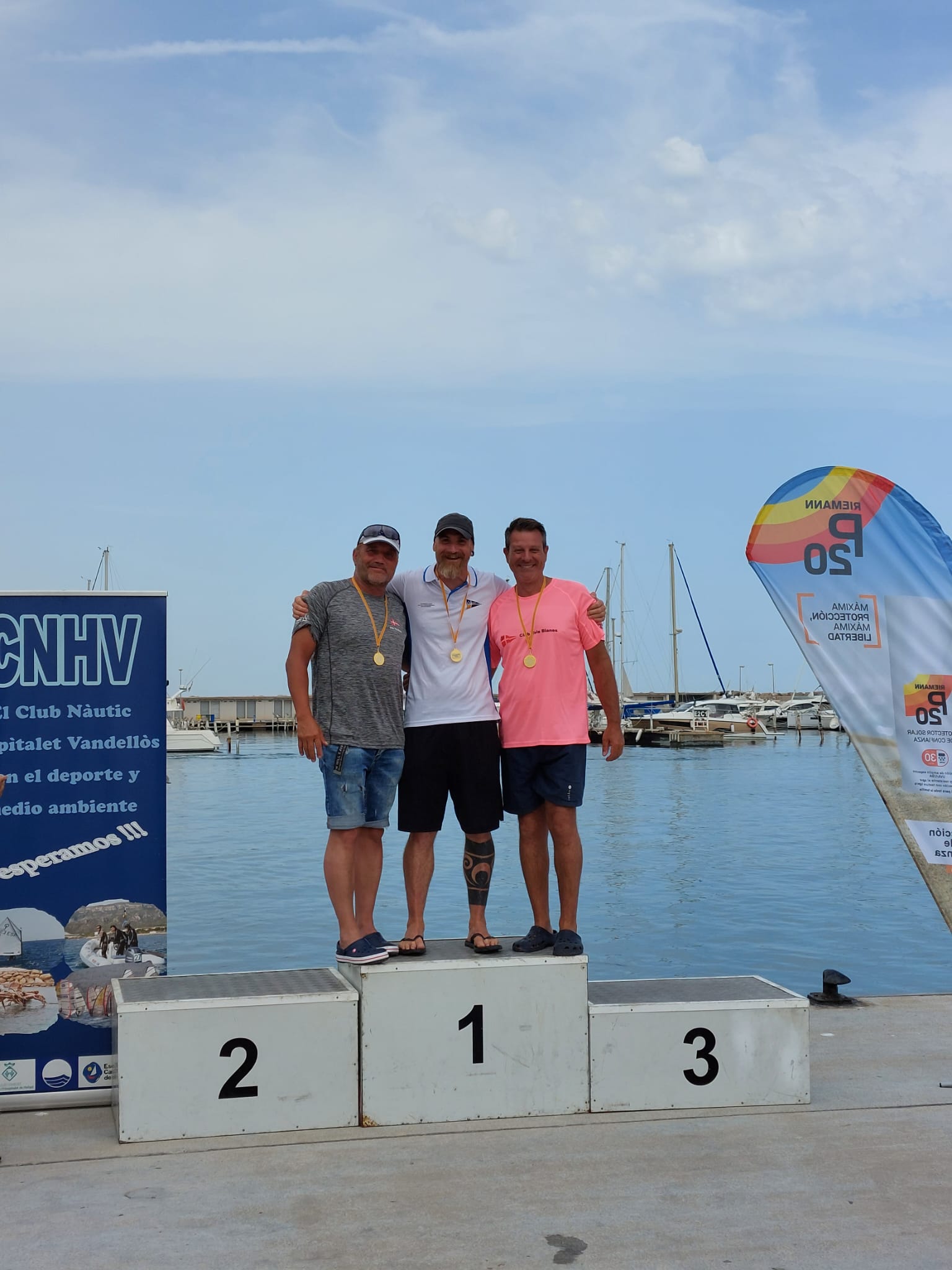 Luís Camacho segundo y Lluís Colomé tercero en el IV Circuito Tierras de mistral en el CNHV