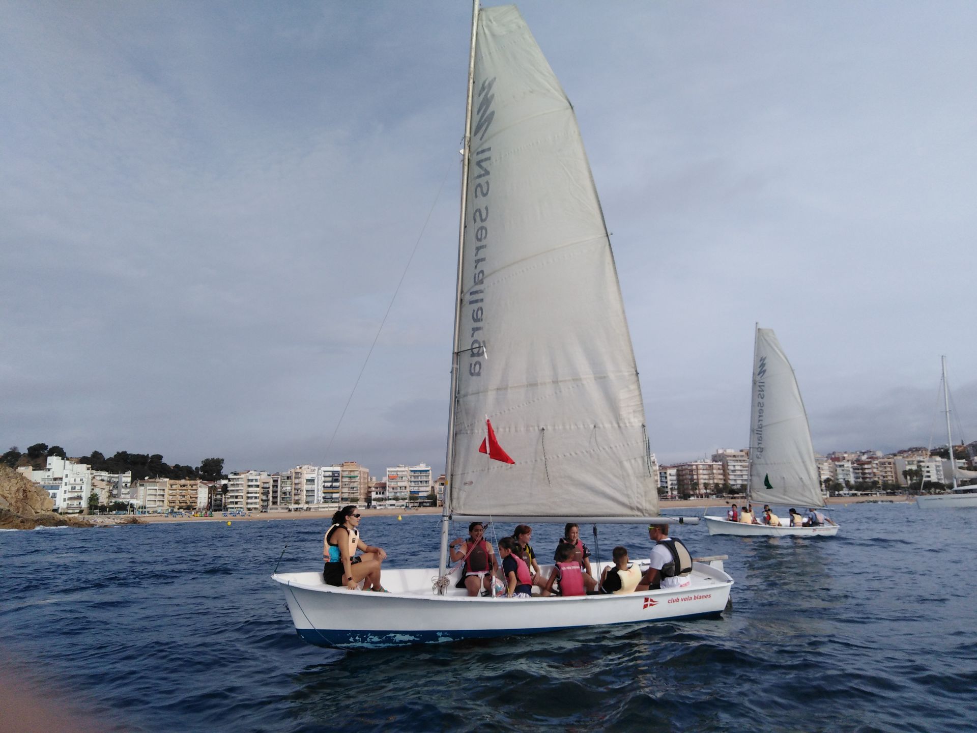 Arrenca l'Esport Blau Escolar 2022/2023 amb el Club de Vela Blanes