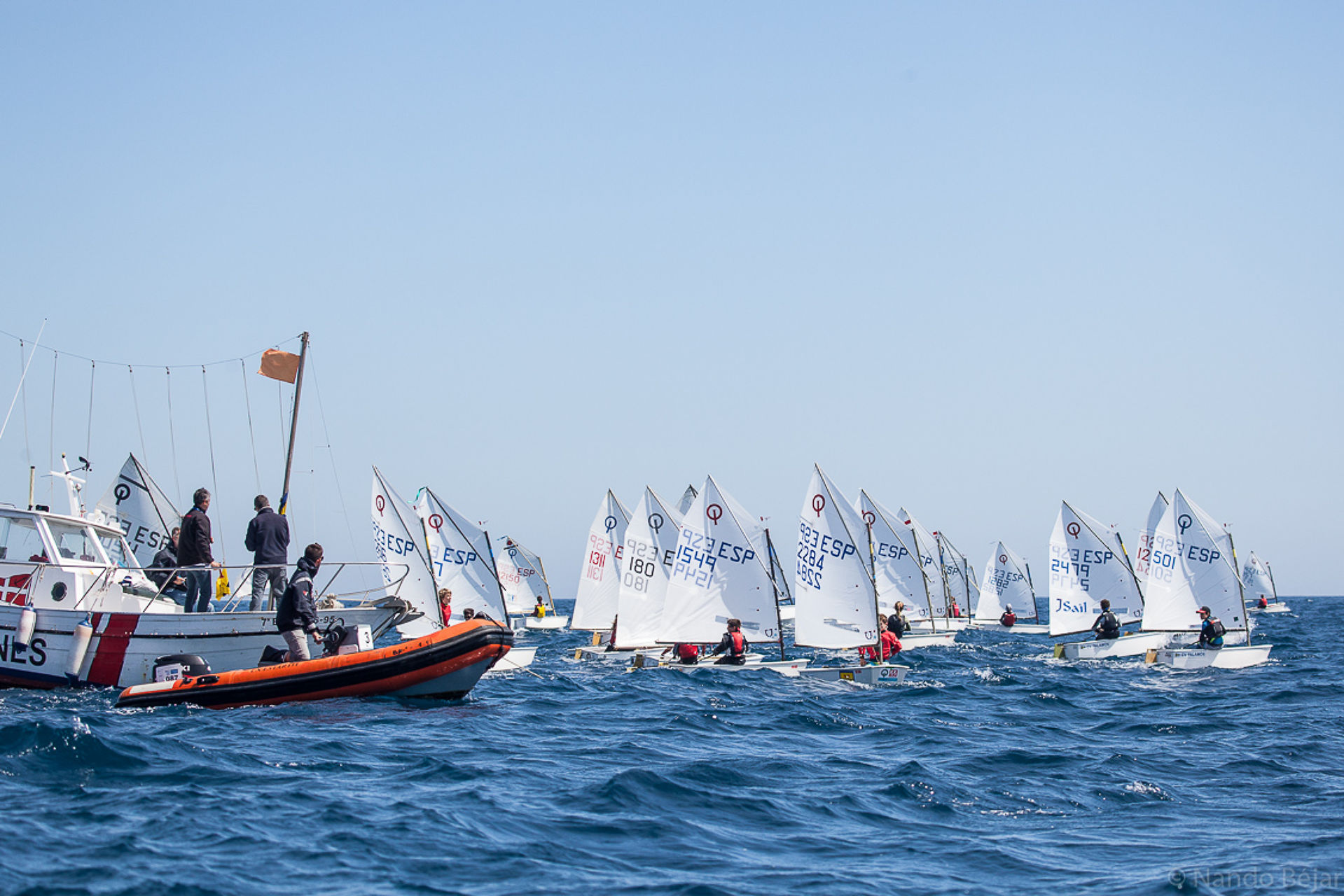 Arrenca el Trofeu Primavera classe Optimist amb ratxes de fins a 18/20 nusos.