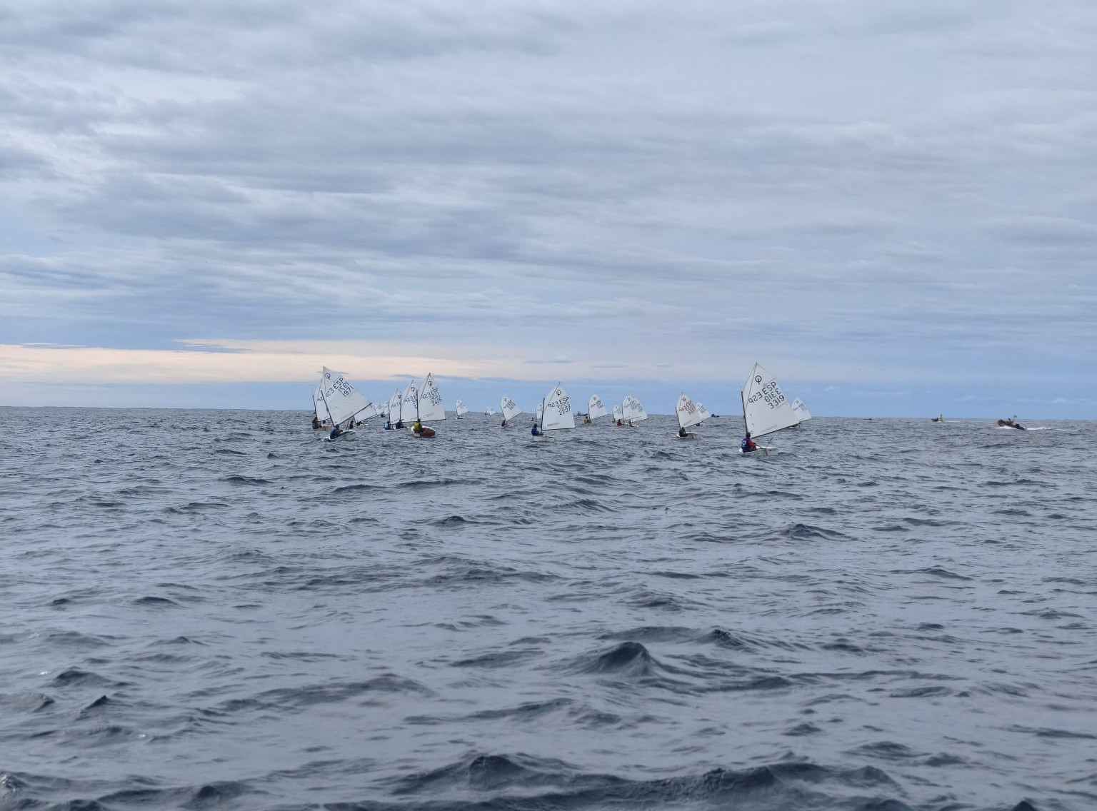 Cinc regatistes del Club de Vela Blanes participen en la 52a Regata N2 d’Optimist