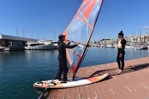 El Casal de Semana Santa pone en marcha las actividades lúdico-deportivas en el Club de Vela Blanes y calienta motores para el verano. - 5