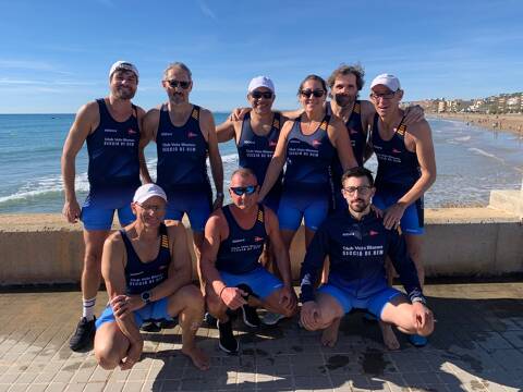 Primera regata oficial de l’equip veterà masculí de llagut del Club de Vela Blanes.