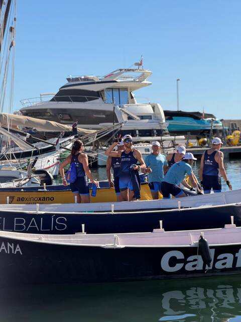 Primera regata oficial de l’equip veterà masculí de llagut del Club de Vela Blanes. - 2