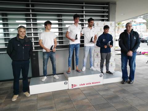 Marc Tusquets del CVB, a la classe Raceboard, Campió del Trofeu Primavera N2 - 1