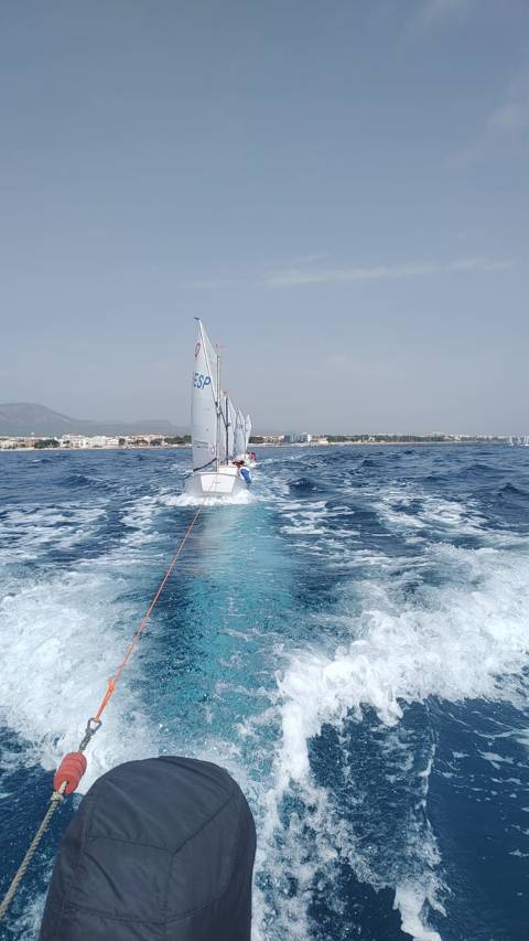 La meteorología condiciona el V Circuito Terres de mestral de Optimist al CNHV - 3