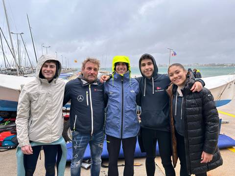 Quim Figueras Campió de Catalunya de Raceboard i Marc Tusquets subcampió de Windsurfer 2024. Jordi Bosch es fa amb el tercer lloc al podi. - 2