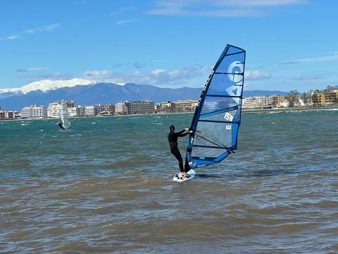 Quim Figueras Campieón de Cataluña de Raceboard y Marc Tusquets subcampeón de Windsurfer 2024. Jordi Bosch se hace con el tercer lugar en el podio. - 4