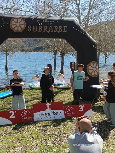 Emmanuel Onasa 2º amateur absoluto i Erik Silva 3r Junior sub-16 en el Pirineos SUP Festival. - 1