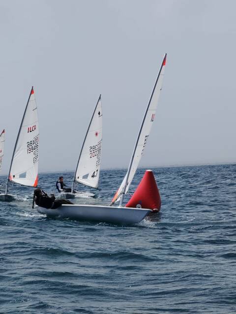 Debut del equipo de ILCA 4 en el Campeonato de Cataluña en Roses. - 3