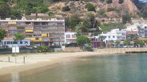 El Club de Vela Blanes gana el concurso por la gestión de la playa adyacente a sus instalaciones.