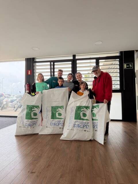 El Club Vela Blanes participa en la campanya europea “Let’s Clean Up Europe” amb una acció de sensibilització ambiental.