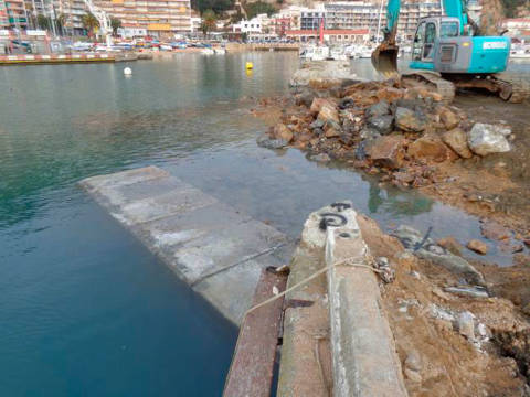 El president de l'Associació Catalana de Ports esportius i Turístics (ACPET), el sr. Tomàs Gallart, visita les instal·lacions i les obres del Club de Vela Blanes - 1