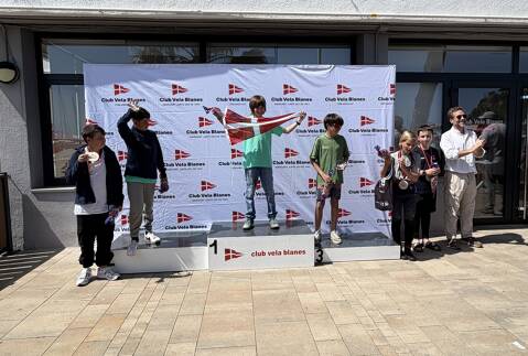 Kai Martínez brilla al Trofeu Primavera d’Optimist N3 proclamant-se guanyador sub-13 i tercer lloc absolut. - 1