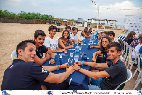 The sailors from Blanes Gal·la, Gemma, Oscar and Pol finish the world class European championship at the El Balís Sailing Club