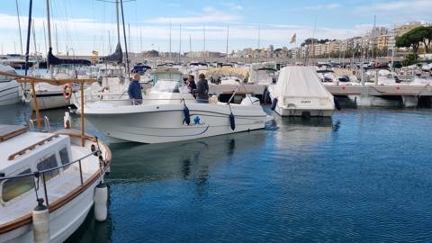 El Club de Vela Blanes seu de les jornades de presentació del Helm Master EX de Yamaha - 5