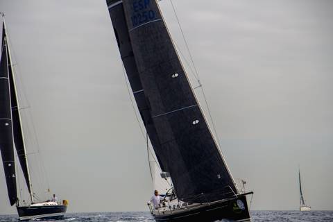 X-MERIT 1er i BEAGLE 2n a la Regata Marítim-Soller de mes de 90 milles - 2