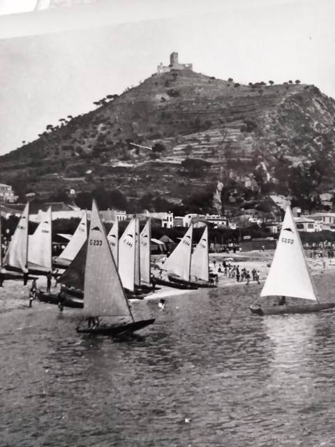 El Club de Vela Blanes organizó dos ediciones del Campeonato de España de Patines (1951 y 1955)  - 8