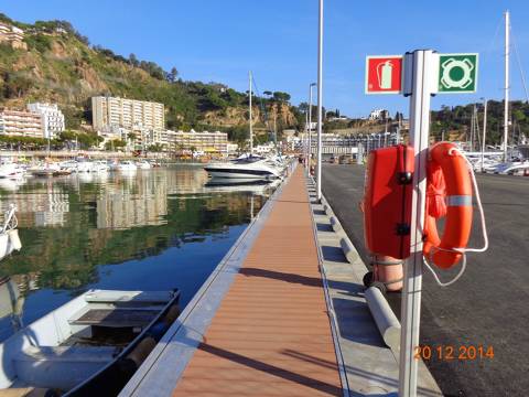 Jornada de portes obertes per als socis del Club Vela Blanes - 2