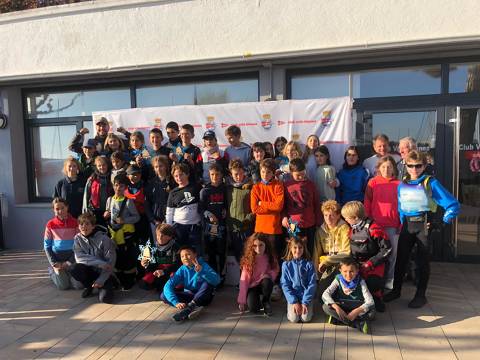 La regata de cariz solidario Trofeo Invierno “Un Mar Solidario”, pone fin a la competición de este 2022.