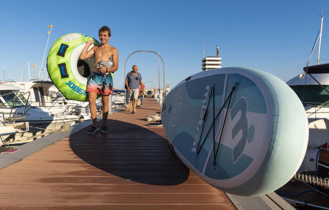 Stéphane Azzoni a la categoría JURAT i Jordi Soler a la categoría POPULAR guanyen el 1er concurs de fotografía del Club de Vela Blanes - 2