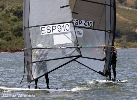 Els regatistes del Club Vela Blanes brillen al Campionat d’Europa de Raceboard amb tres podis a Monsaraz - 2
