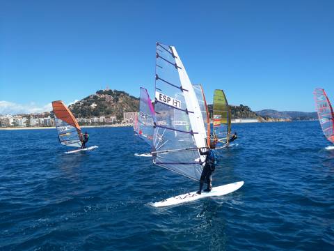 Gonzalo Giribet, del Club Vela Blanes, nou Campió de Catalunya 2017 de Raceboard - 7