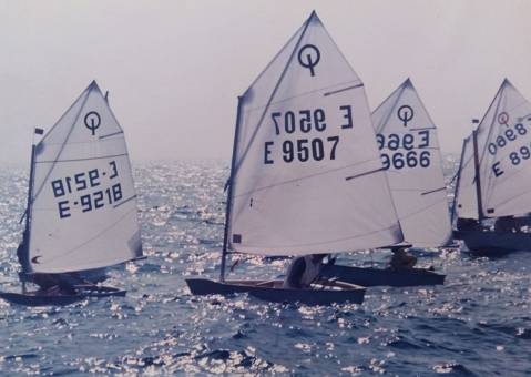 En la década de los 70 la familia Depares, fue el alma de los optimist en el Club Vela Blanes - 6