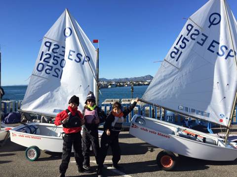 l'Equip de regates d'Optimist enceta l'any competitiu 2016 al CN Cambrils