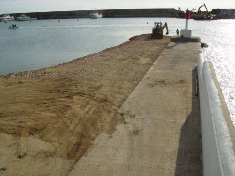 Les obres d'apliació del port arriben a la dàrsena - 9