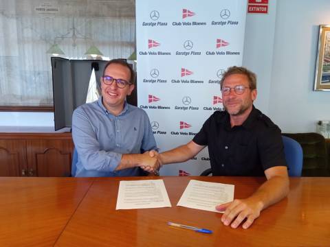 The Club Vela Blanes and Garatge Plana - Mercedes Benz renew the agreement for the Club Sailing School. - 2