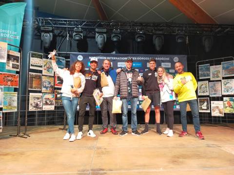 Xavi Marina (Club Vela Blanes) a l’elit del paddlesurf europeu. - 1