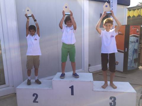 Guillem Manresa guanya el Trofeu Optimist, al Grup-3, a la regata del CN Estartit - 1