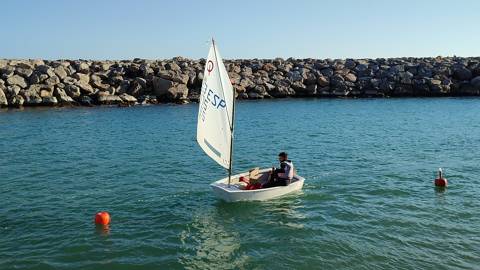 Cinco regatistas del Club de Vela Blanes participan en el Trofeo Comodoro de Garraf N2 - 2