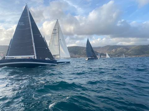 Smerit y korrigan 4, primero y segundo a la XXIII Regata La Petrolera - 2