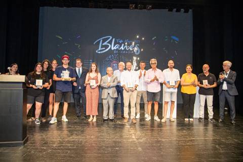 El Club de Vela Blanes rep guardó per part de l'ajuntament en el seu 80è aniversari. - 1