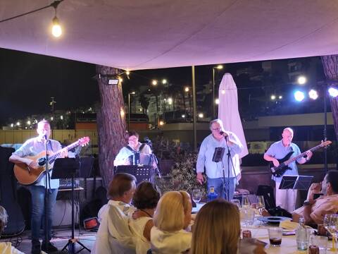 Èxit de la Nit d’Havaneres del Club de Vela Blanes amb el grup Cabotatge - 1