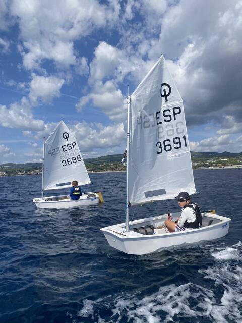 Els regatistes del Club de Vela Blanes sumen experiència al Memorial Estruch