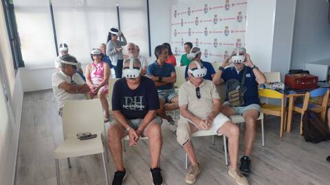 Els socis del Club de Vela Blanes descobreixen els secrets del cel en una vetllada d'astronomia i navegació - 2